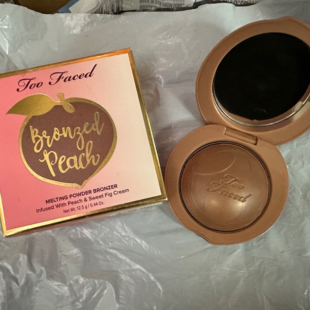 Too Faced Bronzed Peach in Toasted Peach bronzer NEW